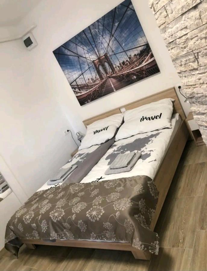 Mp Center Maganszallas Μίσκολτς Εξωτερικό φωτογραφία